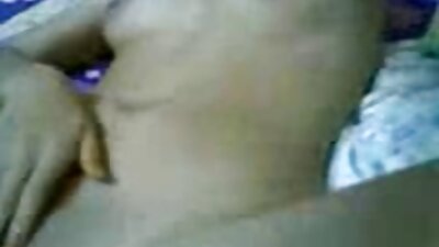 একটি শ্যামাঙ্গিনী একটি সুন্দর সেট মাই সঙ্গে বিছানার চাদরে প্রবেশ করা হয় চুদাচুদি এডাল